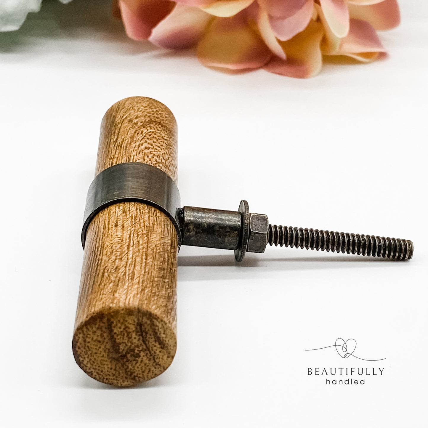 Mango timber handle T-bar pull